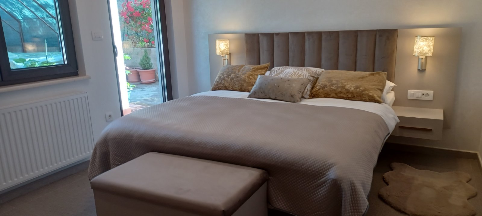 Apartment 5